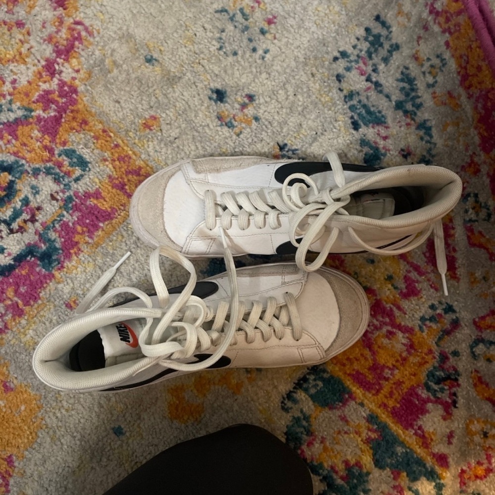 Women high top blazer nike shoes